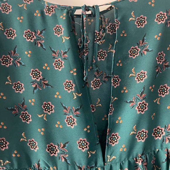 Long sleeve floral top - Picture 4 of 6